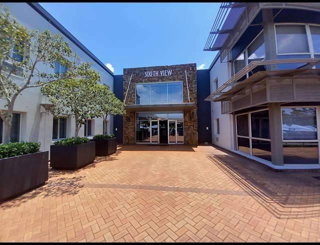 330M² OFFICE TO LET IN BRYANSTON